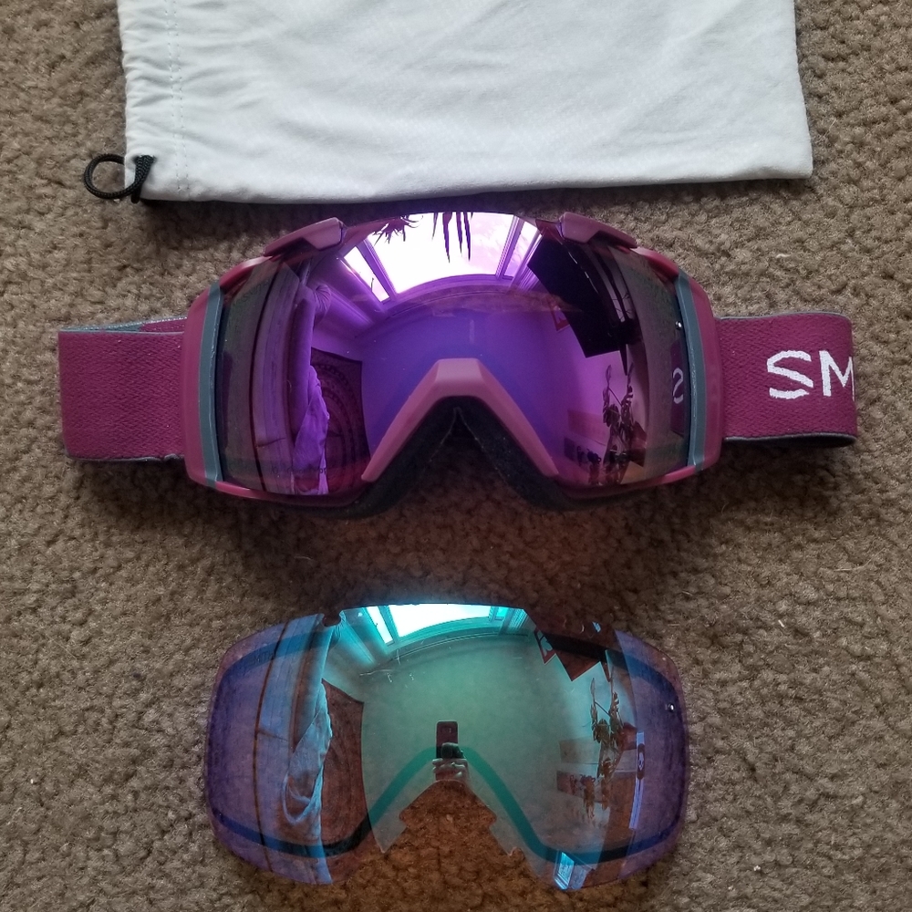 Women's SMITH I/O Goggles + Spare Lens